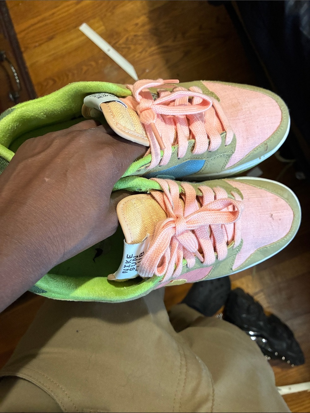 Nike Kids Pink and Lime Green Low-Top Sneakers